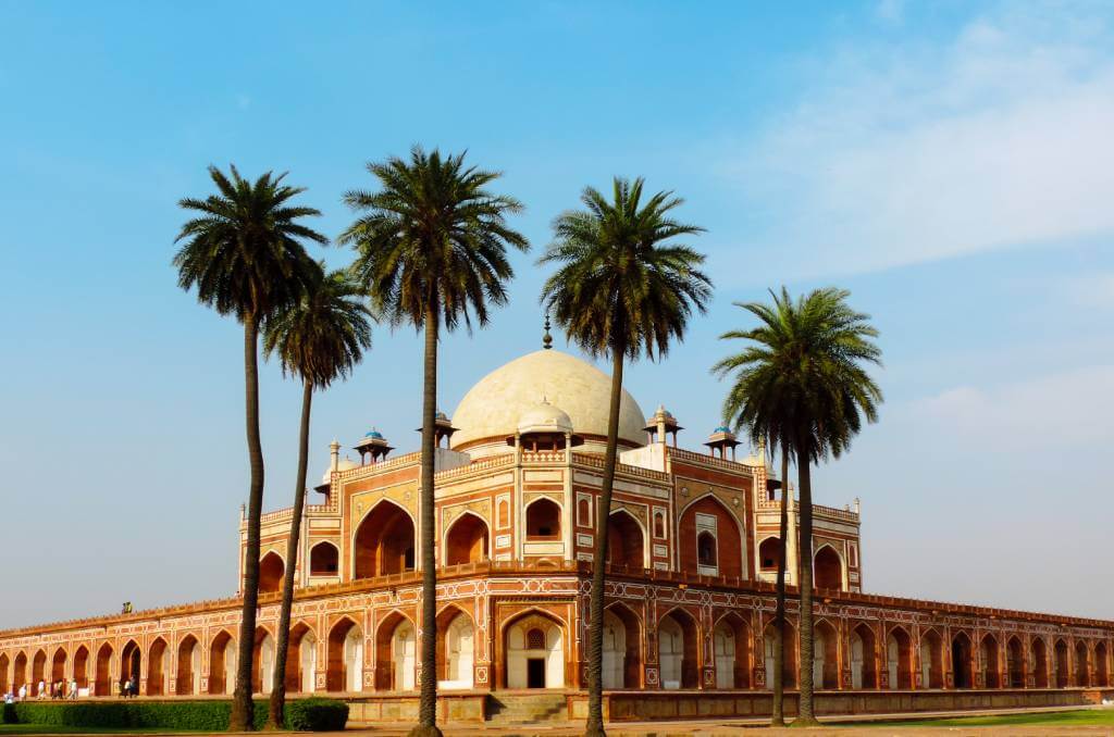 Delhi Sightseeing - Humayun Tomb