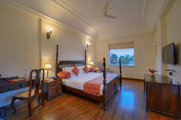 WelcomHeritage Mount Valley Resort Ranthambore